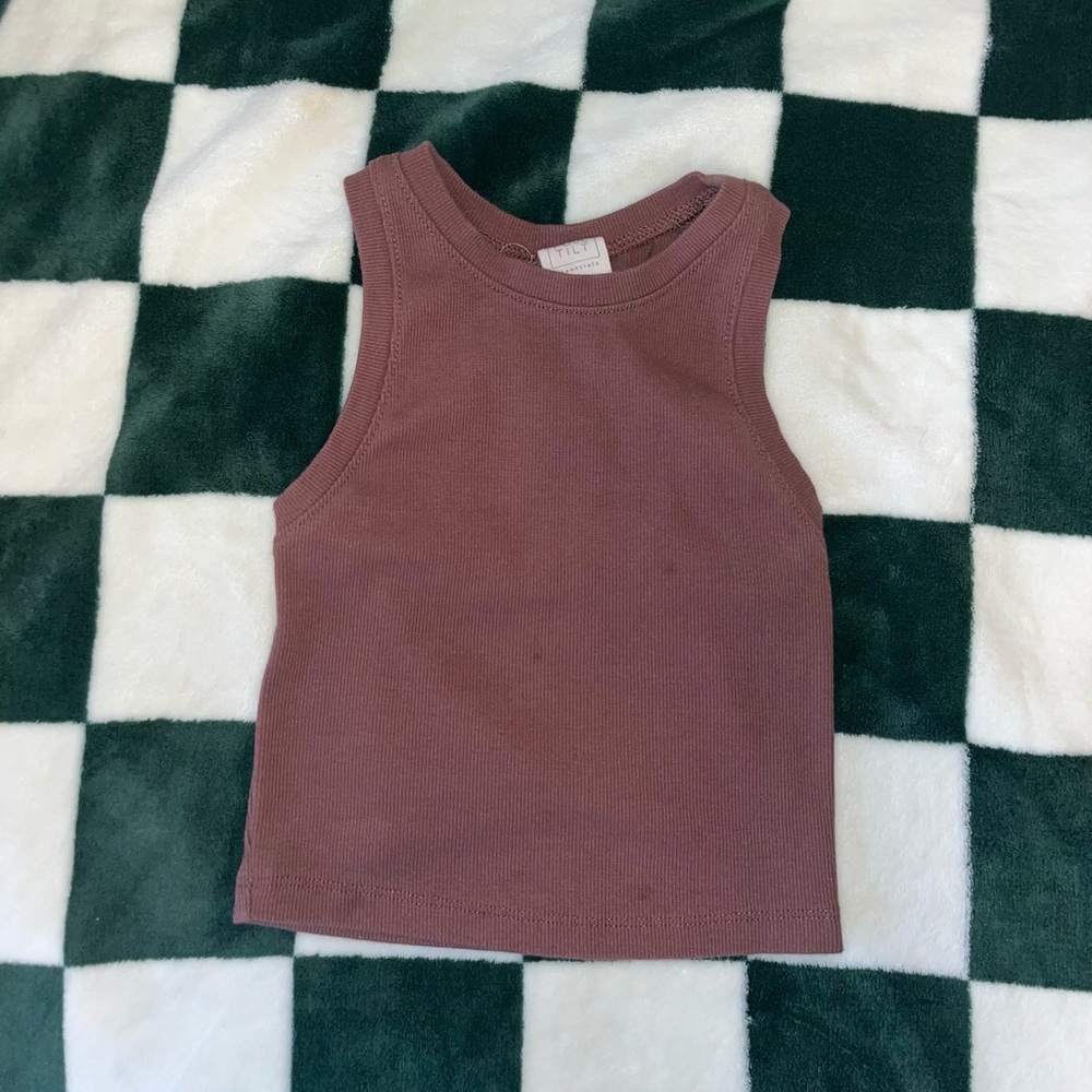 Brown tank